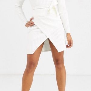 ASOS Design Rib Mini Skirt. Size 6.
